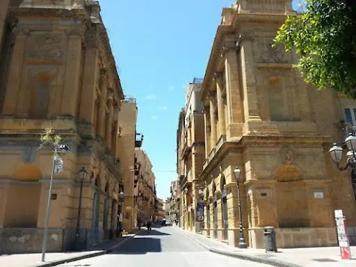 شقة Assammichele *